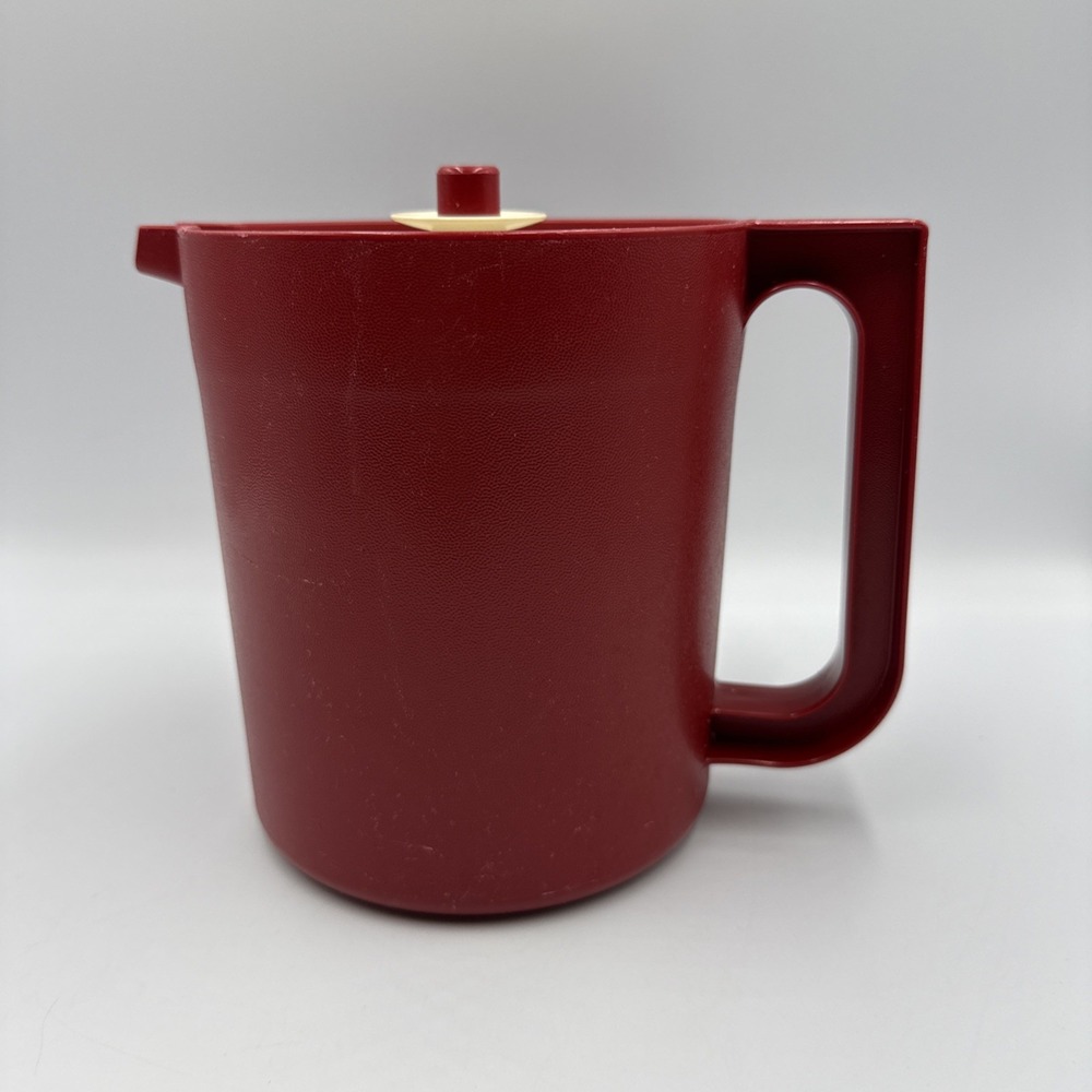 Vintage Tupperware 1.5 Quart Dark Red or Brown Button Pitcher with Lid 1575